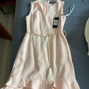 Gorgeous Karl Lagerfeld dress size 2 (fits size 4) Texture is canva NEW WITH TAG